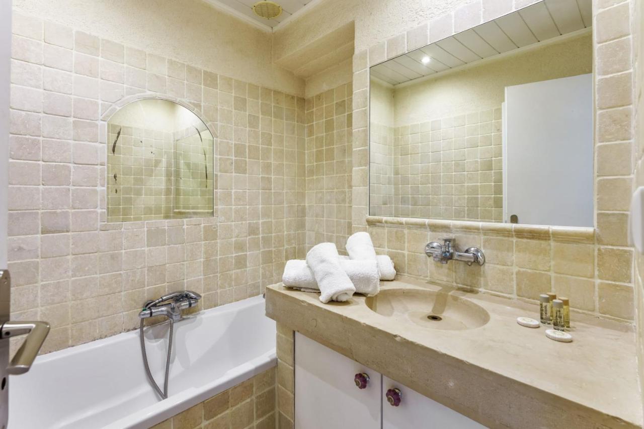 Appartement Tonnel - Welkeys Бандол Екстериор снимка